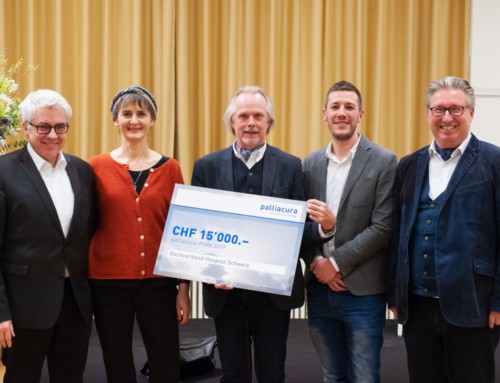Stiftung palliacura verleiht Preis an den Dachverband Hospize Schweiz